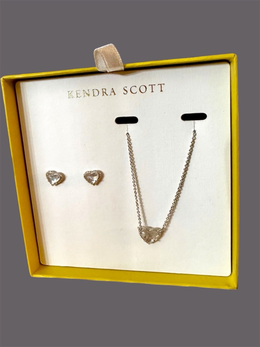 *new* Kendra Scott Silver/White Imitation Opal Heart Necklace & Stud Earrings - Picture 5 of 6